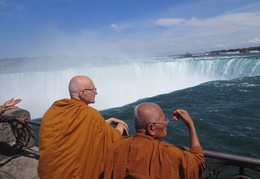 Luang Por Liem and Luang Por Viradhammo take in Niagara Falls
