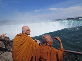 Luang Por Liem and Luang Por Viradhammo take in Niagara Falls