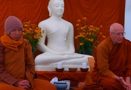 Tan Suvijjano and Luang Por Viradhammo