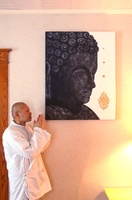 Anagariak Zaw pays homage to the Buddha