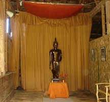A Thai artist came to transform the barn lobby into a Thai-style shrine