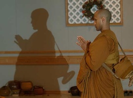 Ven. Atulo waits to request ordination from the bhikkhu Sangha